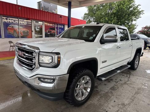 Used 2018 GMC Sierra 1500 SLT w/ Texas SLT Premium Package RWD image 3