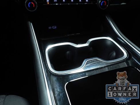 Used 2025 Chevrolet Traverse LT FWD image 20