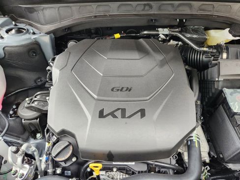New 2025 Kia Telluride S image 8