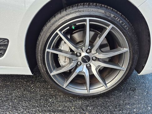 Used 2026 Genesis G70 2.5T image 9