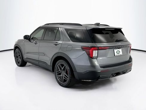 Used 2025 Ford Explorer ST-Line w/ Premium Package RWD image 7