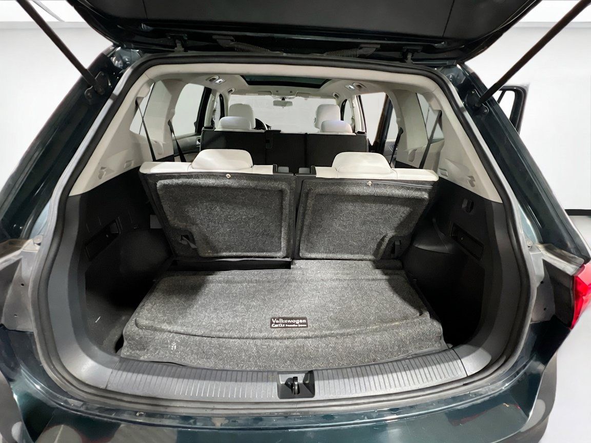Used 2019 Volkswagen Tiguan SE FWD image 18