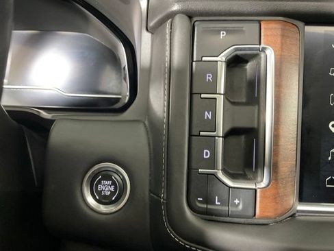 Used 2023 GMC Yukon XL Denali Ultimate AWD/4WD image 27