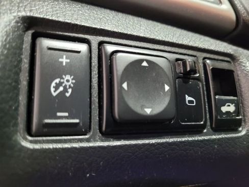 Used 2019 Nissan Sentra SR image 40