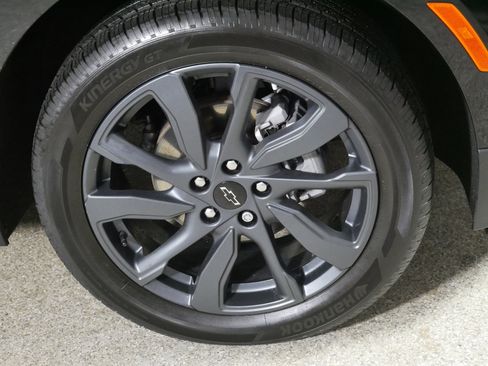 Used 2023 Chevrolet Equinox RS w/ LPO, Floor Liner Package image 15