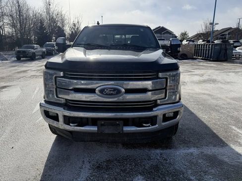 Used 2019 Ford F350 Lariat w/ Chrome Package image 3