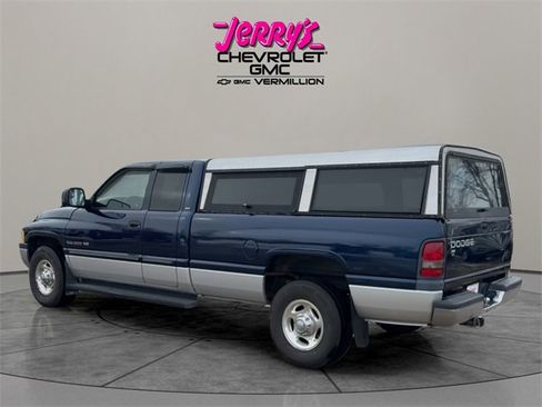Used 2002 Dodge Ram 2500 Truck SLT image 3