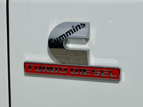 Used 2024 RAM 2500 Laramie AWD/4WD image 20