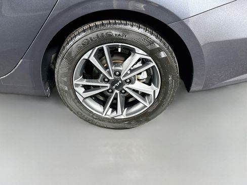 Used 2024 Kia Forte LXS FWD image 36