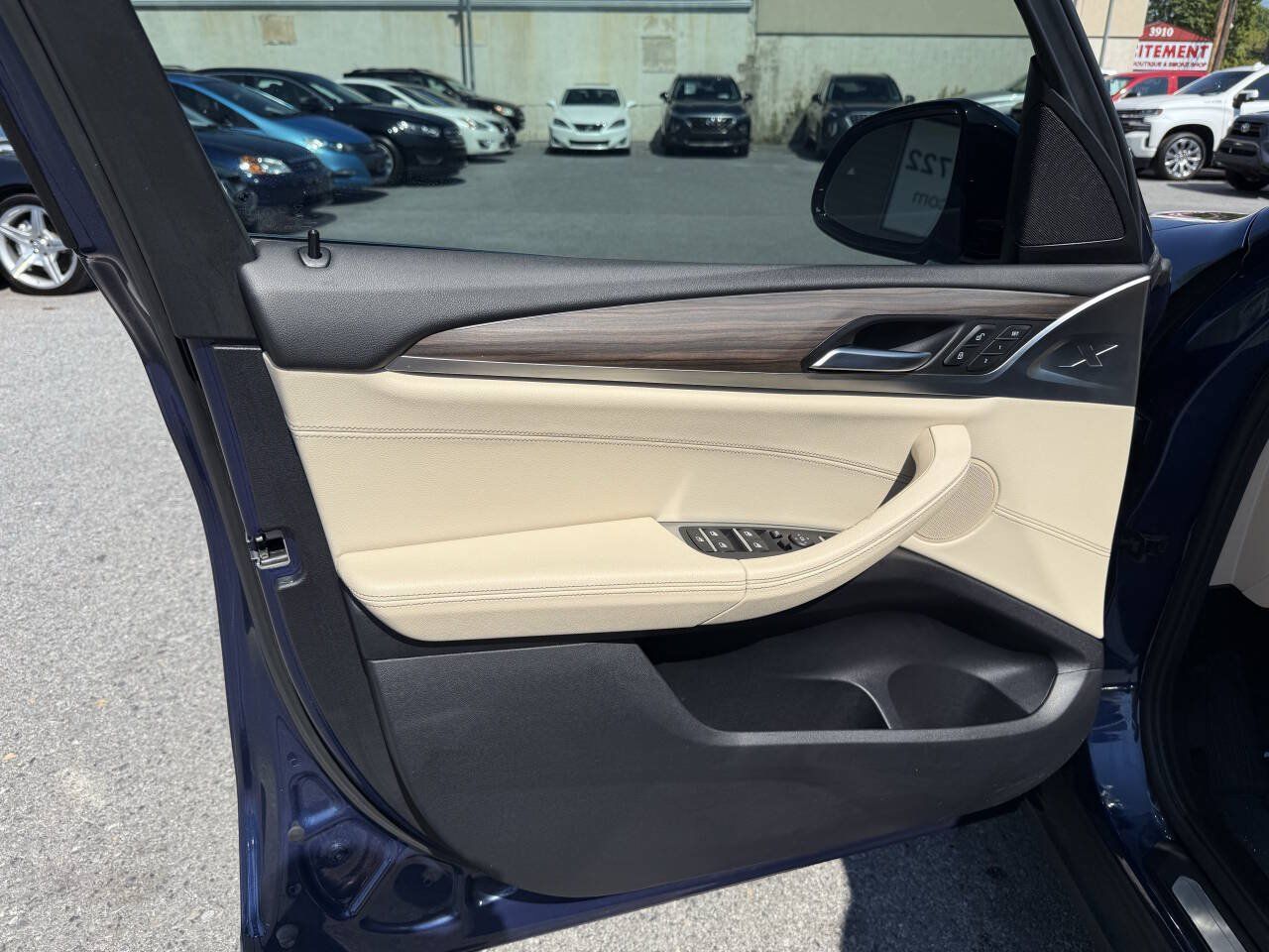 Used 2018 BMW X3 xDrive30i w/ Premium Package AWD/4WD image 10
