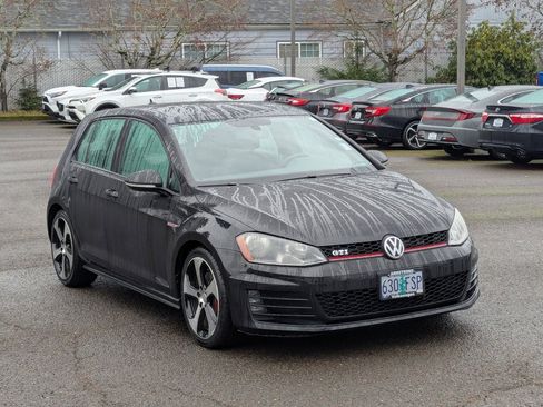 Used 2015 Volkswagen GTI SE image 7