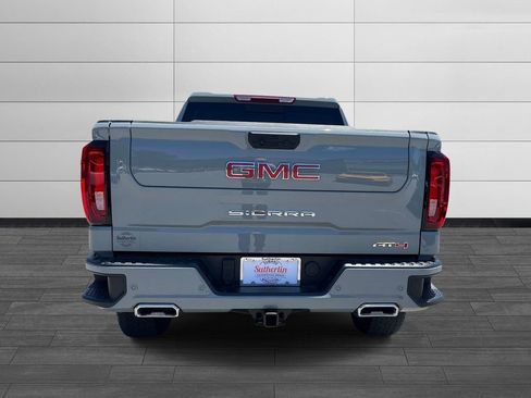 Used 2025 GMC Sierra 1500 AT4 w/ AT4 Premium Package AWD/4WD image 4