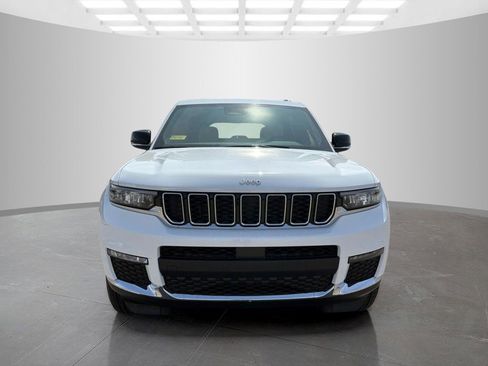 New 2025 Jeep Grand Cherokee L Limited AWD/4WD image 8