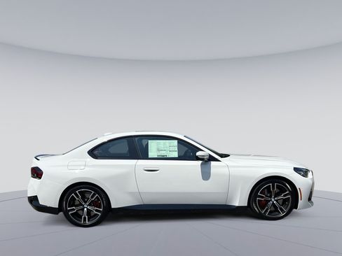 Used 2024 BMW 230i Coupe w/ Premium Package RWD image 14