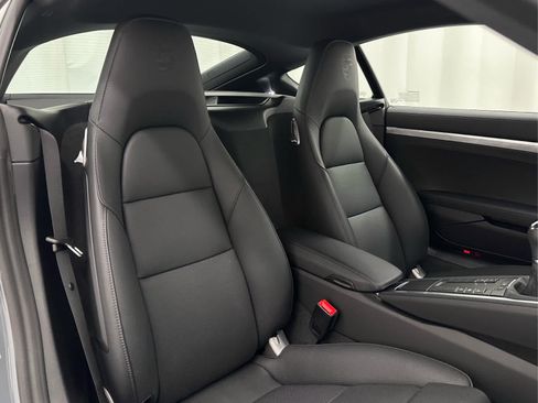 Used 2025 Porsche 718 Cayman S RWD image 16