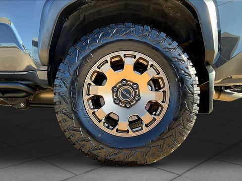 Used 2025 Toyota 4Runner Trailhunter image 11