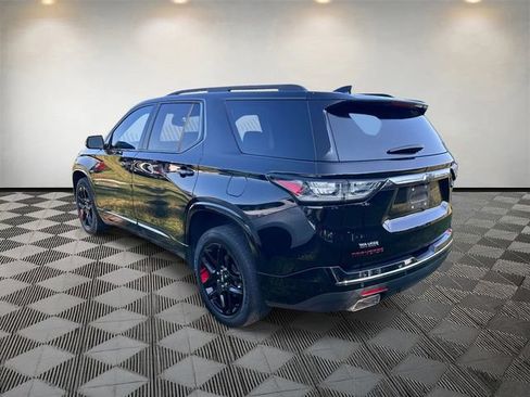 Used 2020 Chevrolet Traverse Premier w/ Redline Edition FWD image 2