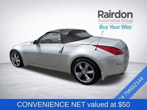 Used 2007 Nissan 350Z Touring RWD image 4