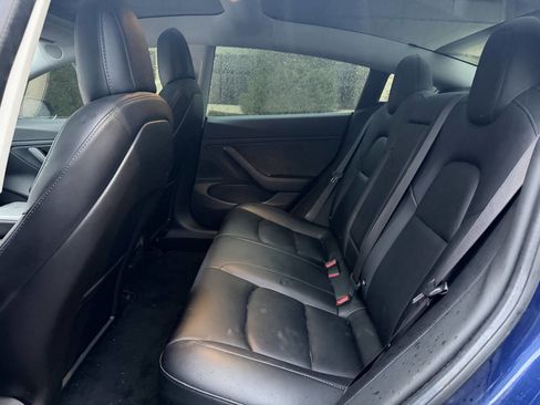Used 2018 Tesla Model 3 Long Range image 21