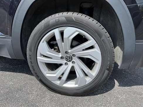 Used 2023 Volkswagen Atlas SE AWD/4WD image 12