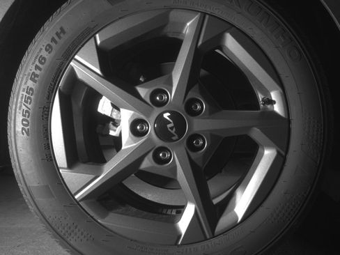 Used 2025 Kia K4 LXS image 15