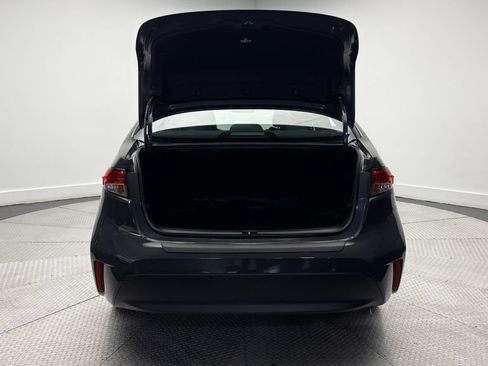Used 2024 Toyota Corolla LE w/ LE Convenience Package FWD image 34