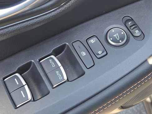 Used 2026 Honda HR-V Sport image 16