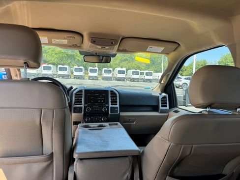 Used 2015 Ford F150 Lariat AWD/4WD image 11