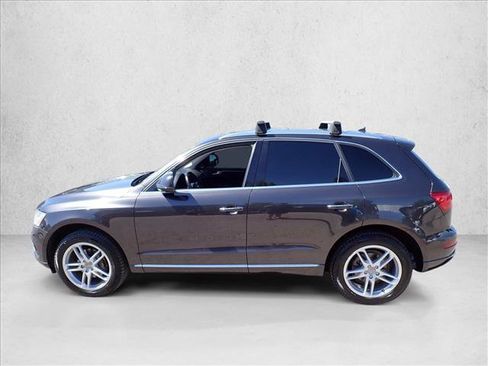 Used 2016 Audi Q5 2.0T Premium Plus w/ Technology Package AWD/4WD image 2