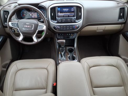 Used 2019 GMC Canyon SLT w/ Driver Alert Package image 10