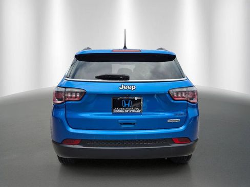 Used 2019 Jeep Compass Latitude w/ Popular Equipment Group FWD image 4