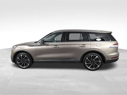 Used 2020 Lincoln Aviator Reserve w/ Equipment Group 202A AWD/4WD image 4