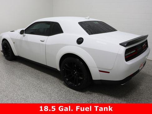 Used 2023 Dodge Challenger R/T Scat Pack image 9