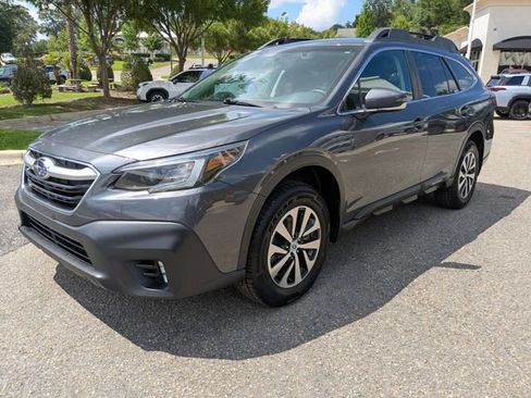Used 2020 Subaru Outback Premium AWD/4WD image 5