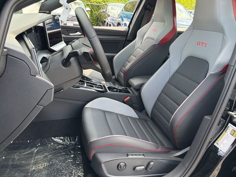 New 2026 Volkswagen GTI SE FWD image 15
