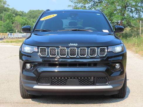 Certified 2023 Jeep Compass Limited AWD/4WD image 13
