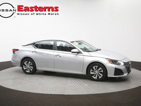 Used 2023 Nissan Altima 2.5 S FWD image 46