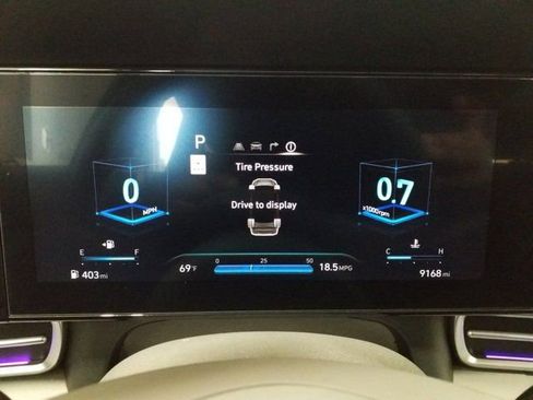 Certified 2025 Hyundai Elantra SEL w/ Cargo Package image 9