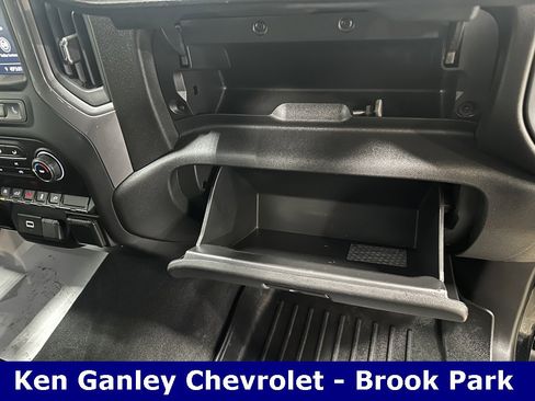 Used 2020 Chevrolet Silverado 1500 Custom w/ Custom Value Package image 23