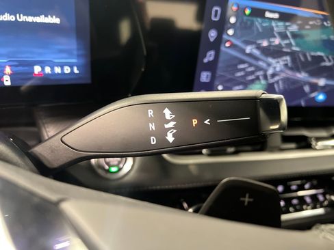 New 2026 Chevrolet Equinox LT w/ Convenience Package II image 25