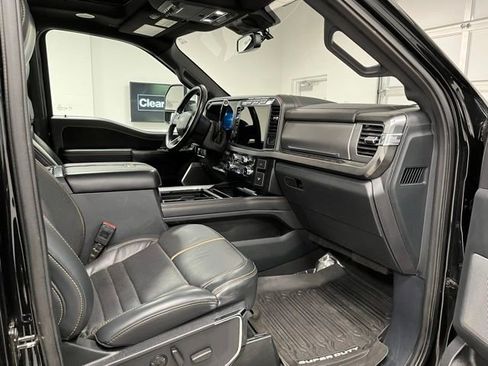 Used 2024 Ford F350 Platinum w/ Tremor Off-Road Package AWD/4WD image 57