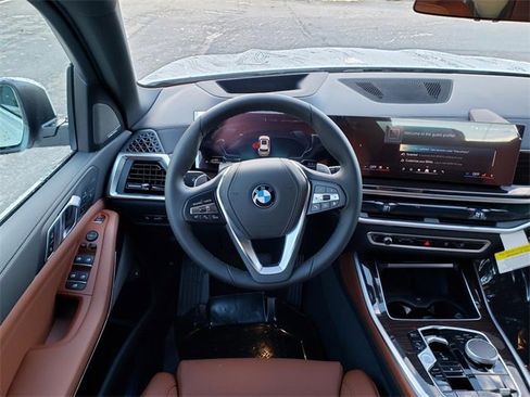 New 2026 BMW X5 xDrive50e image 14