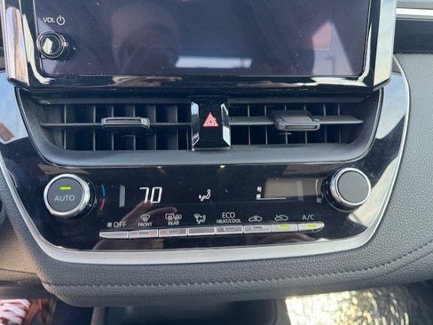 Used 2024 Toyota Corolla Sedan w/ SE Convenience Package image 23