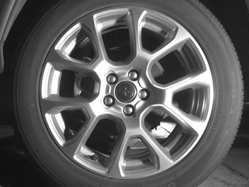 Used 2025 Jeep Compass Limited image 14