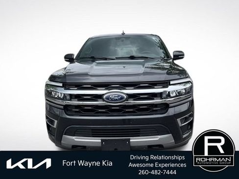Used 2022 Ford Expedition Max Limited AWD/4WD image 9