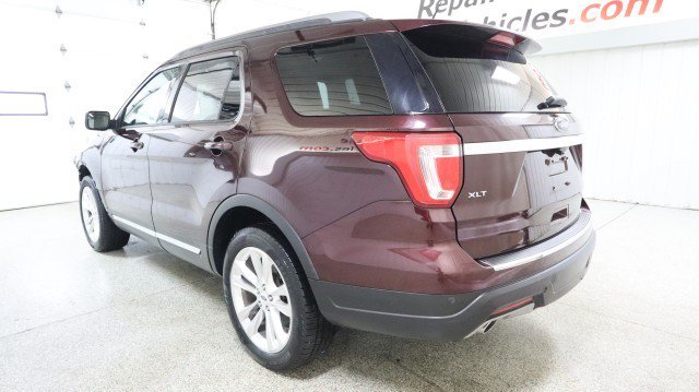 Used 2018 Ford Explorer XLT w/ Equipment Group 202A AWD/4WD image 3