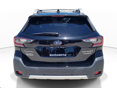 Used 2023 Subaru Outback Touring AWD/4WD image 5