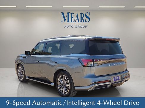 Used 2025 INFINITI QX80 Sensory image 4