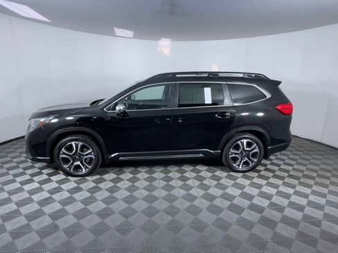 Used 2023 Subaru Ascent Limited w/ Technology Package image 4