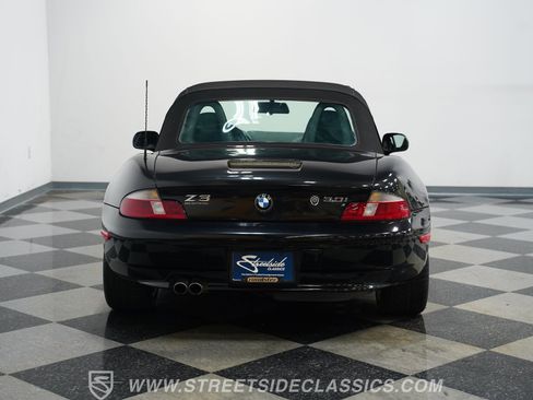 Used 2002 BMW Z3 3.0i image 11